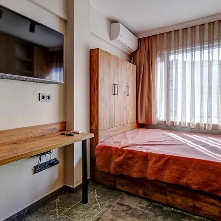 招待所 Brand New Apt, 2023 Design, Fast Internet 50mbps, Tv, Ac, Full White Goods, 300 M To Bosphorus, Near W 伊斯坦布尔