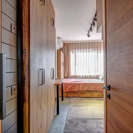 Brand New Apt, 2023 Design, Fast Internet 50mbps, Tv, Ac, Full White Goods, 300 M To Bosphorus, Near W 招待所