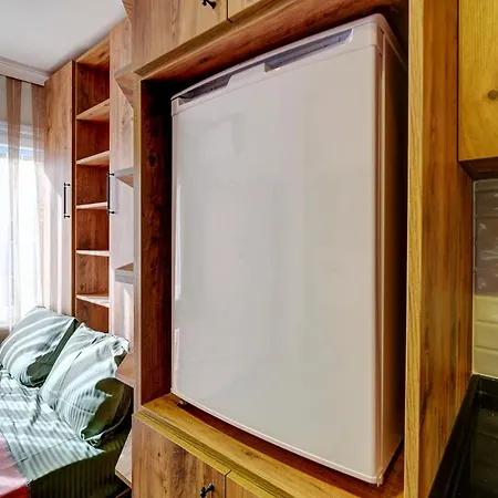 Brand New Apt, 2023 Design, Fast Internet 50mbps, Tv, Ac, Full White Goods, 300 M To Bosphorus, Near W * 伊斯坦布尔