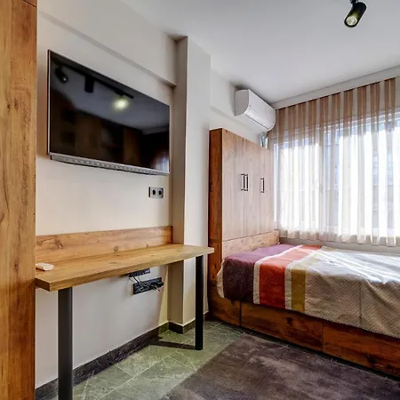 招待所 Brand New Apt, 2023 Design, Fast Internet 50mbps, Tv, Ac, Full White Goods, 300 M To Bosphorus, Near W